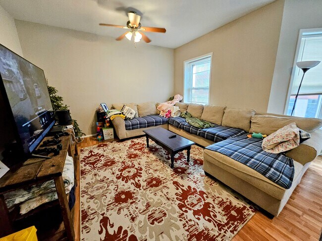 Photo - 1830 E Kane Pl Unidad 4