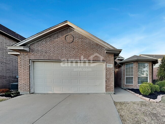 Photo - 644 Caravan Dr