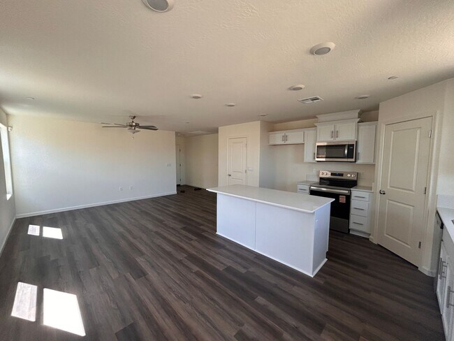 Photo - West Hanford with Solar, 3 bedroom, 2 bath