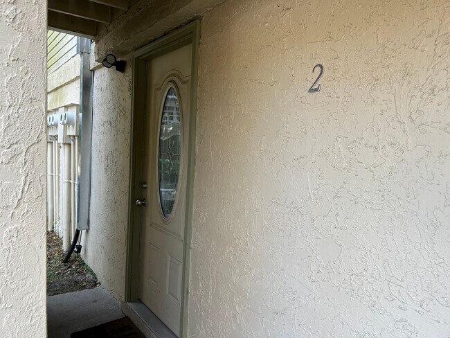 Photo - Walk to Campus from your Downstairs Flat