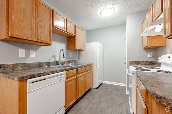 2BR, 2BA - Shelbyville Place