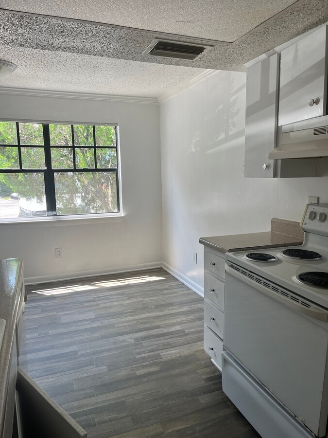 Photo - 3215 Baird Ave Unidad X-120