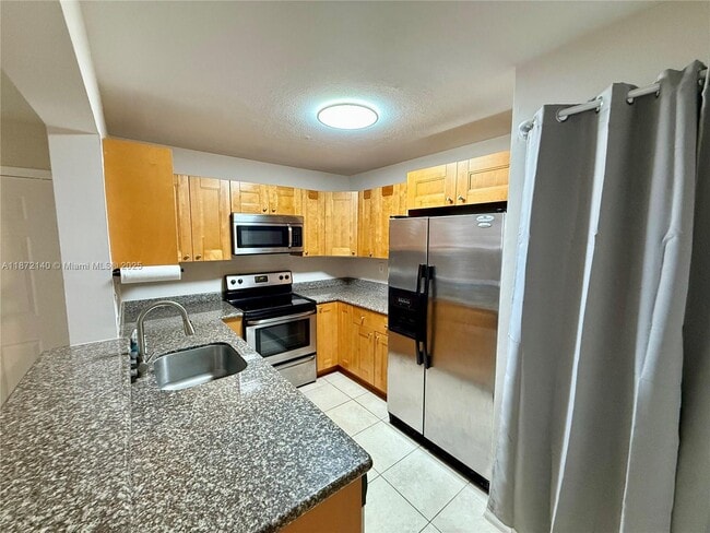 Photo - 350 Palm Cir W Unit 102