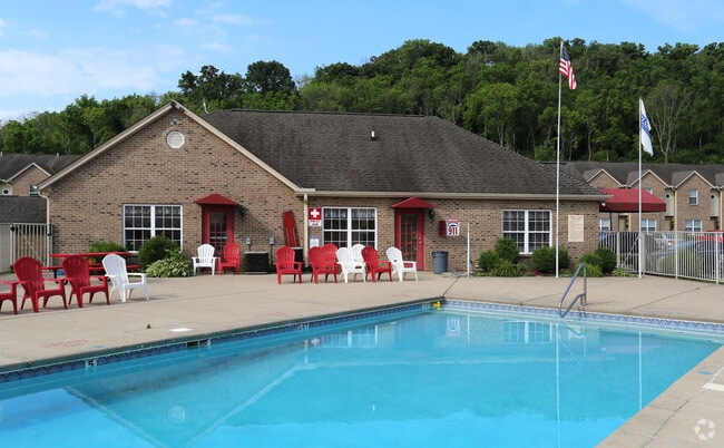 Country Woods Village