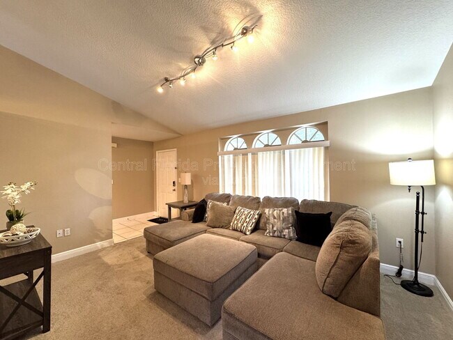 Photo - 820 Briargrove Ave