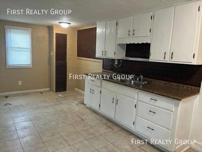 Photo - 2434 Forest Home Ave