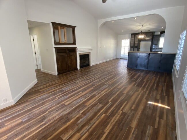 Photo - 4 Bed, 2 Bath beautiful home with pool