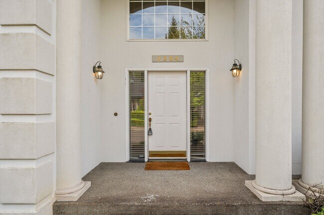 Photo - 2284 NW Wheatfield Way