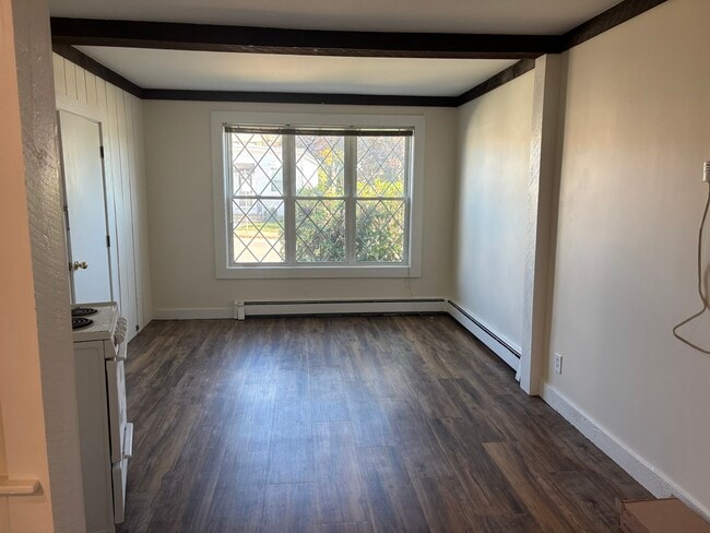 Building Photo - 141 High St Unit 1A