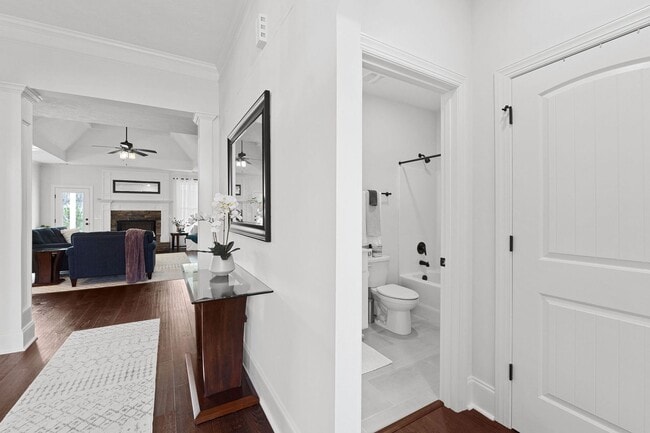 Photo - 263 Dublin Lp