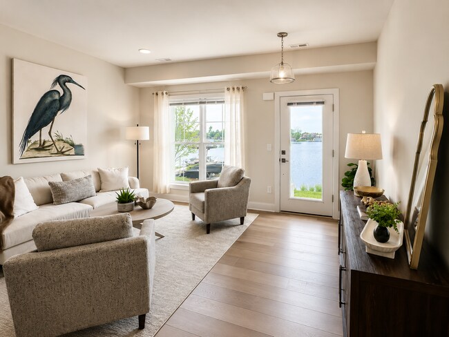 Mystic Cove - Luxury Lakefront Living