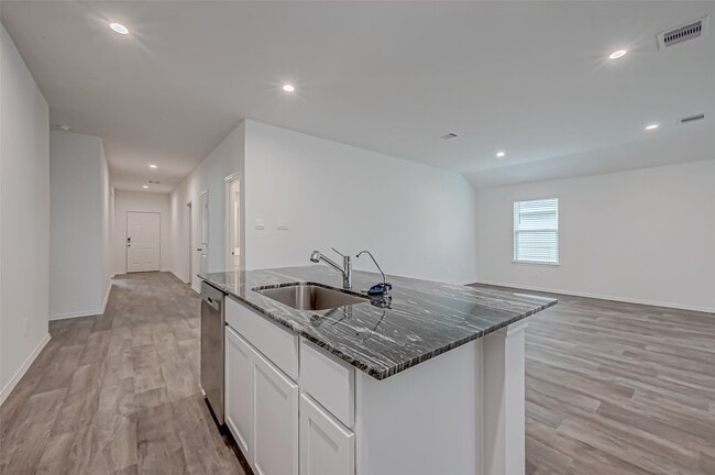 Building Photo - 2943 Sycamore Run Ln