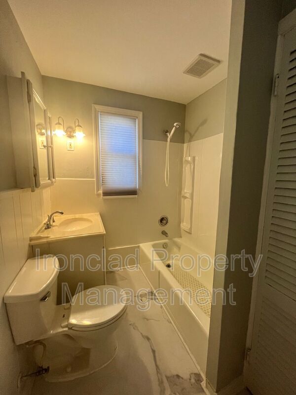 Photo - 37-39 Goodwin St Unit 39 2nd Floor