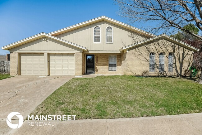 Building Photo - 8805 Main St