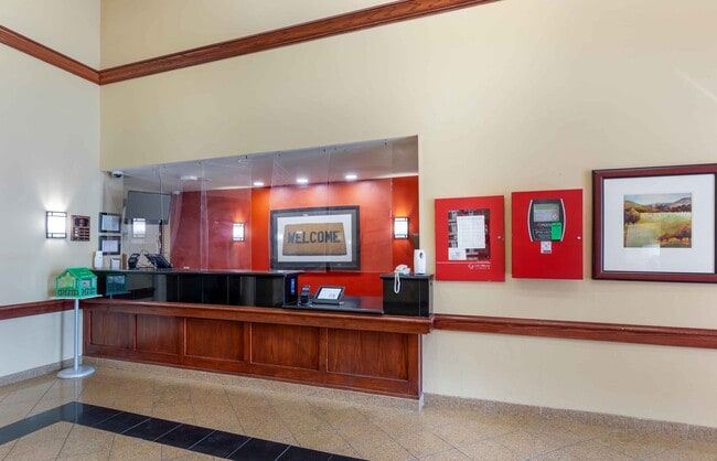 Furnished Studio-Denver - Aurora North
