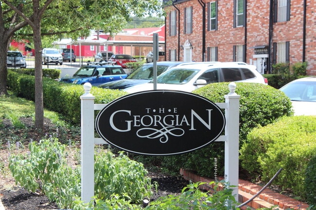 Photo - 8401 N New Braunfels Ave