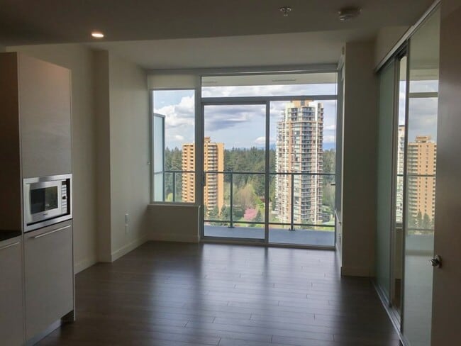 Photo - 1808-6288 Cassie Avenue Unit 1808