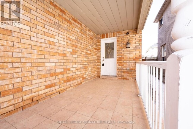 Photo - 717 Salinger Ct