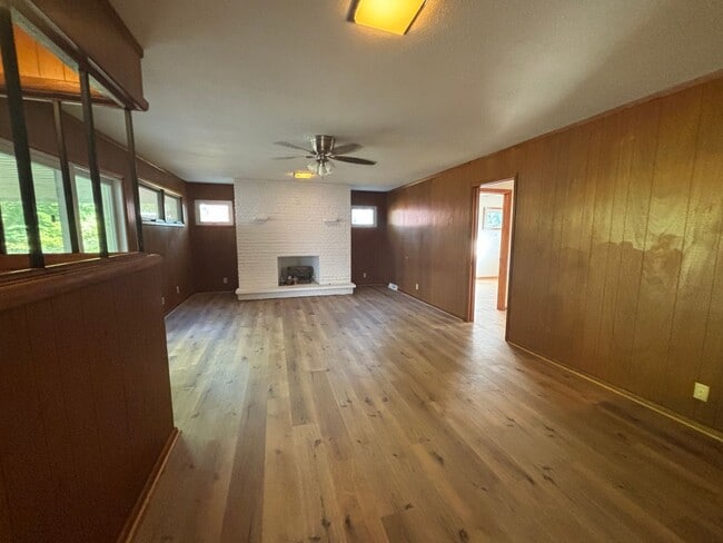 Photo - 4408 Vesta Dr