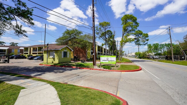 Photo - Retreat on Rosslyn