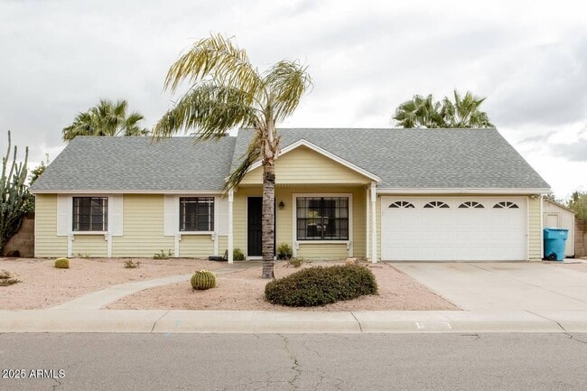Photo - 6533 E Grandview Dr