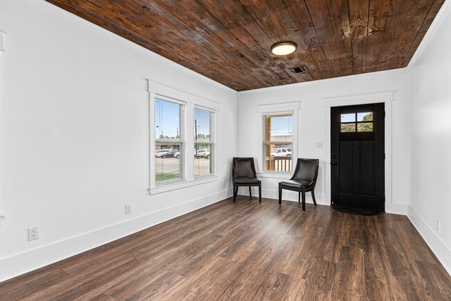 Photo - 1138 Fannin St