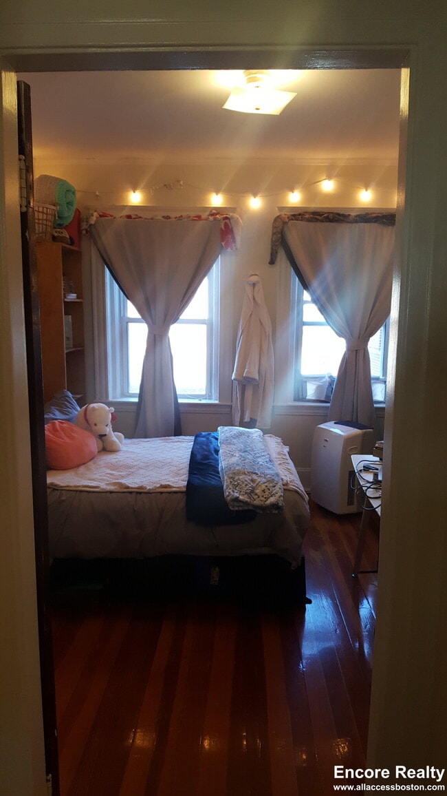 Photo - 163 Summer St Unit 33