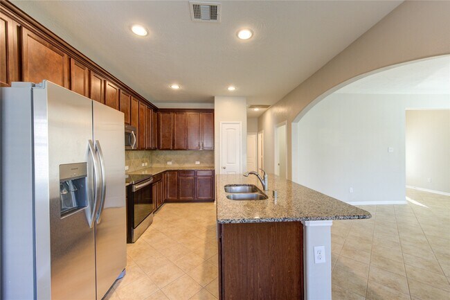 Photo - 8115 Heartbrook Field Ln