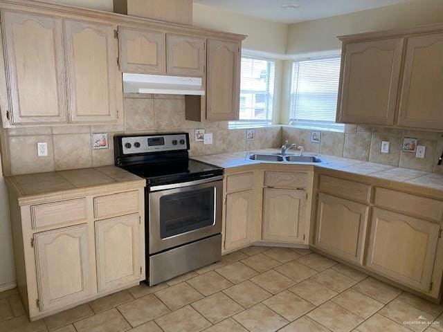 Photo - 11 W Faith Hill St