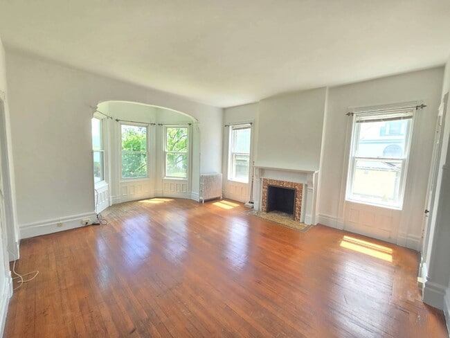 Photo - 514 Grand Ave