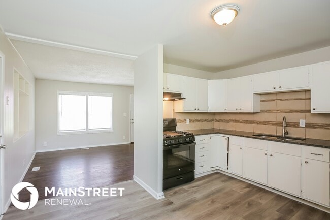 Photo - 9310 Lewis Ave