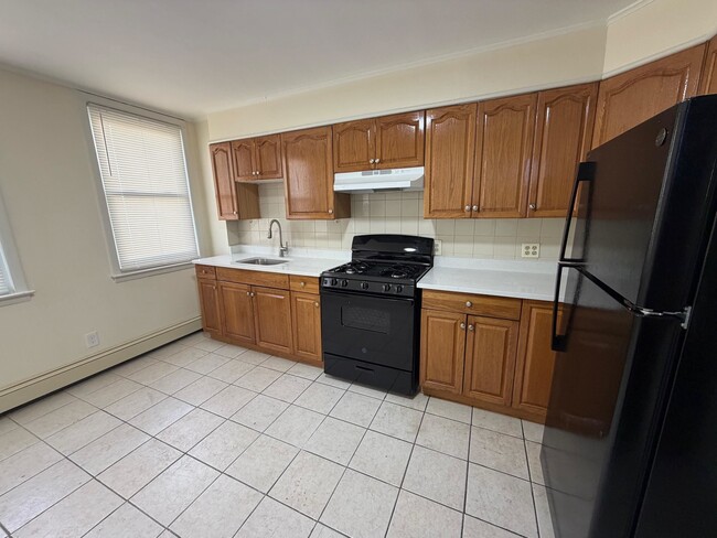 Photo - 88 Vroom St Unit 1