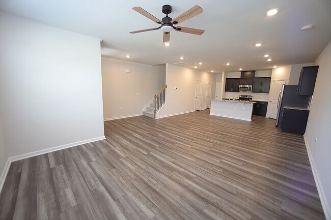 Photo - Beautiful 3 Bed+Bonus+2 Car Garage Townhom...