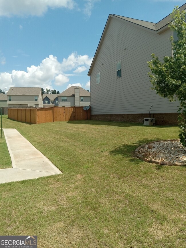 Photo - 1189 Hartwell Rd