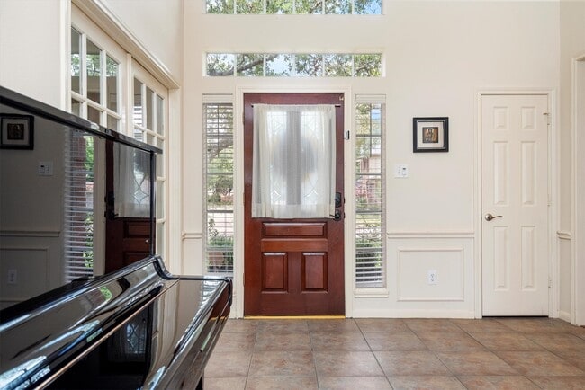 Photo - 22007 Crossbrook Dr