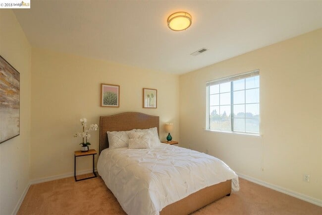 Building Photo - 5665 McBryde Ave