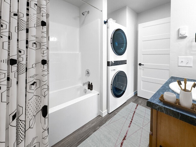 Photo - 735 Grant St Unidad 203