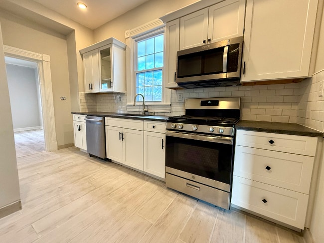 Photo - 511 Spottswood St Unidad B