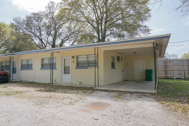 Photo - 235 Beulah St Townhome