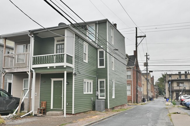 Photo - Beautifully Renovated 3 Bedroom with Parking