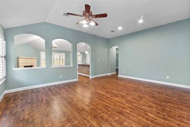 Photo - 1310 Brighton Bend Ln