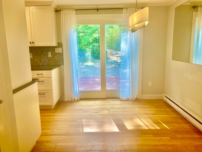 Photo - 21 Rangeway St