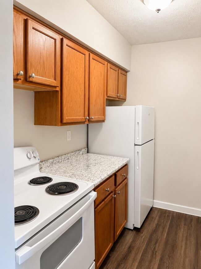 Photo - 2065 Sutton Ave