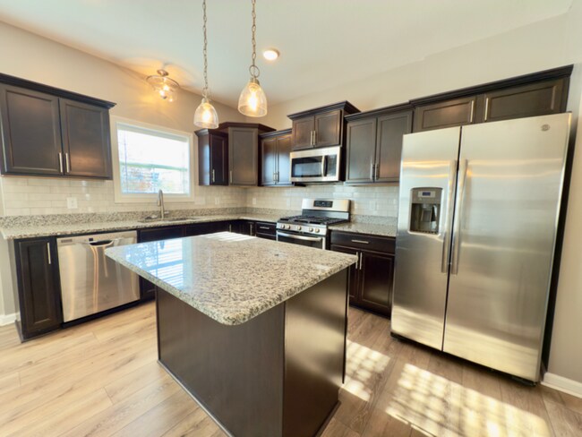 Photo - 1325 Millet Dr