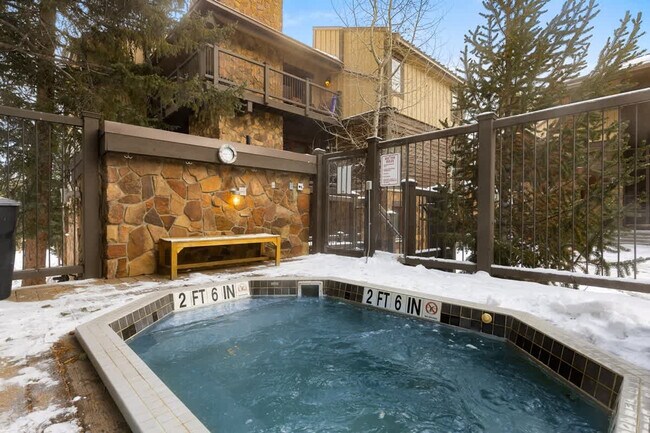 500-504 4 O'Clock Rd Unit SI ID1387659P