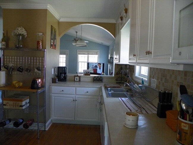 Photo - 4112 Huntsmoor Ln