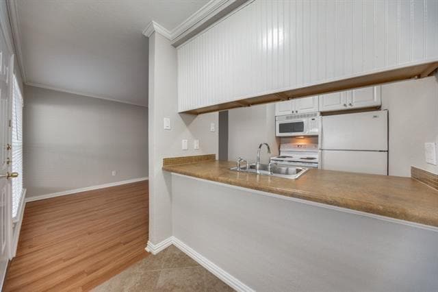 Building Photo - 5508 Tremont St Unit 3