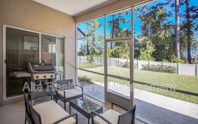 Photo - 701 Lake Stone Cir