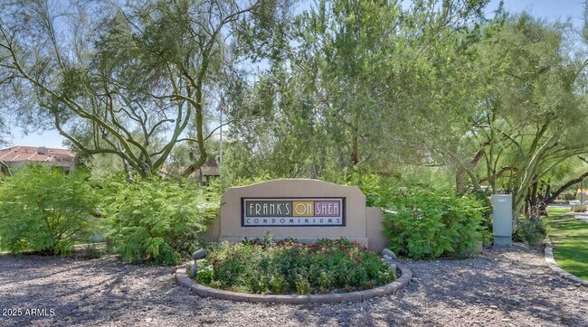 Building Photo - 11375 E Sahuaro Dr Unit 2004 Rental
