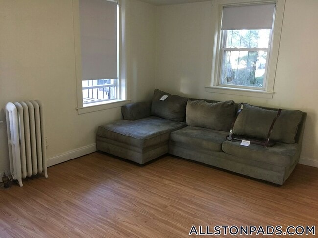 Photo - 212 Allston St Unit side